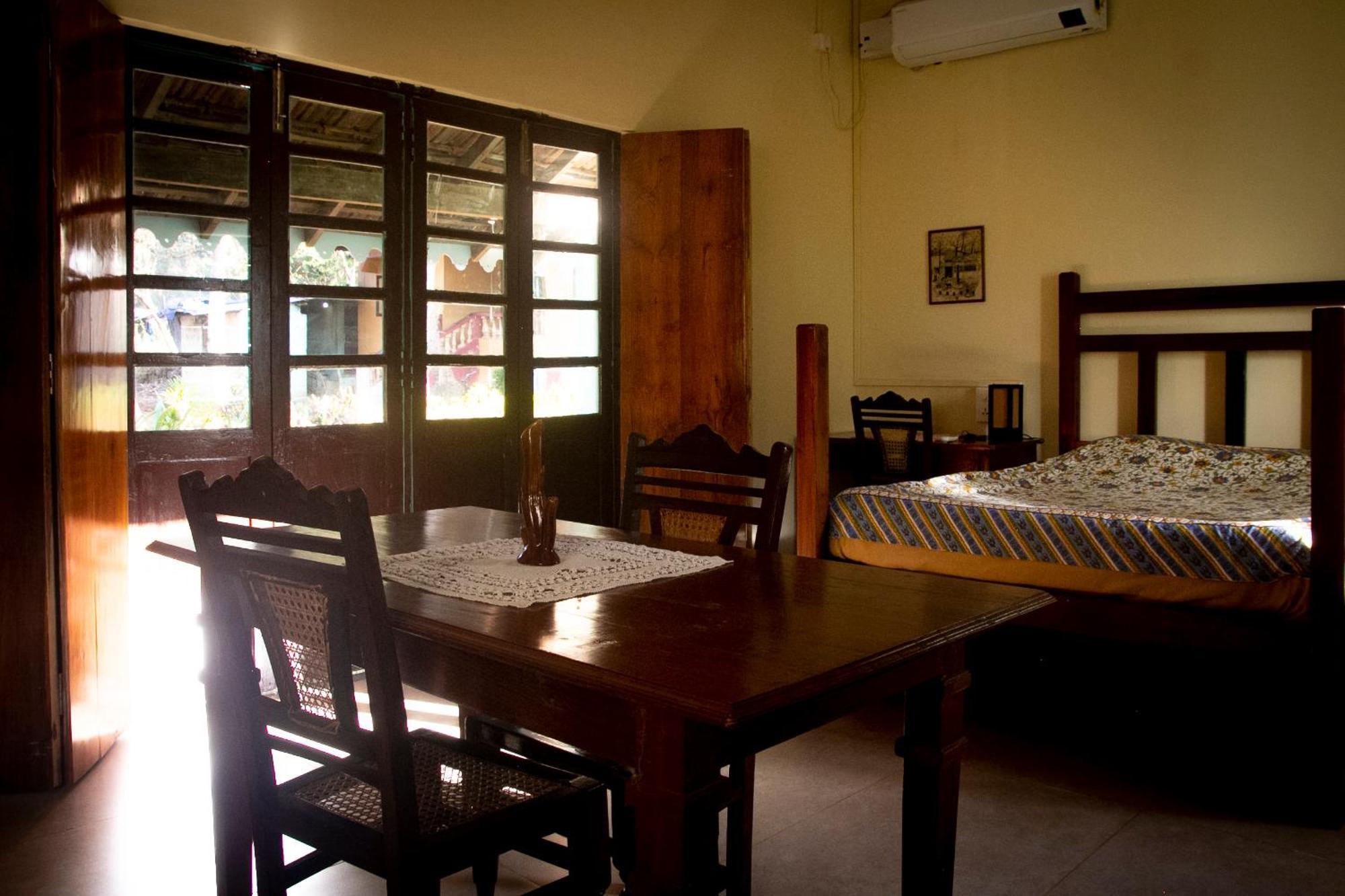 The Bungalow Bogmalo An 1880 Indo Portuguese Heritage Beach Villa South Goa Exterior foto
